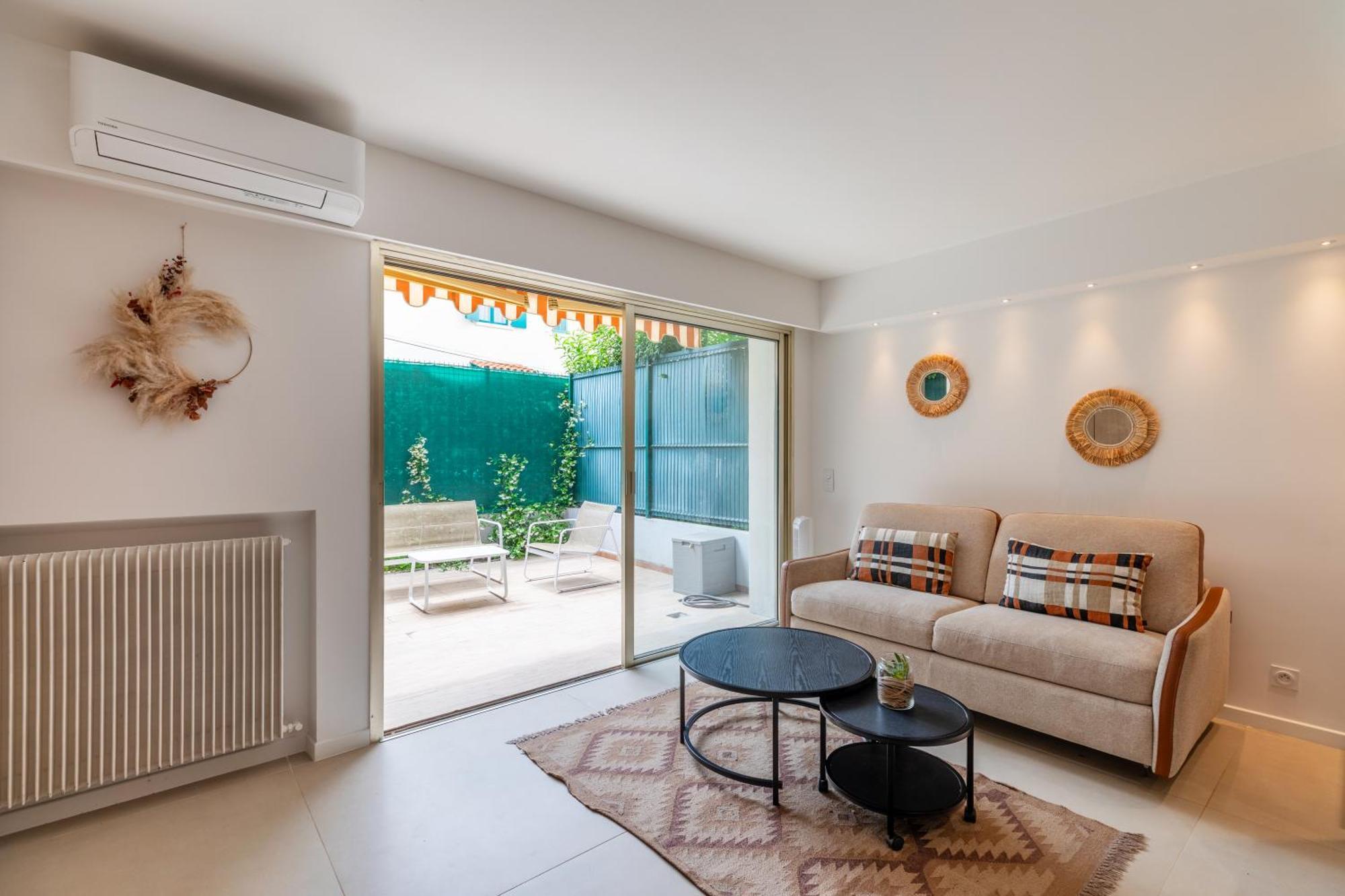 Evasion Boheme - Studio Avec Terrasse Au Coeur De Cannes Exterior foto